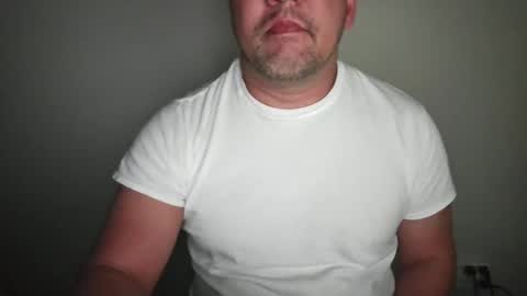 Snapshot of mtman5 chatting on November 25, 2025, 4:34 am mtman5 online show from November 25, 2025, 4:34 am