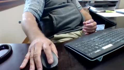 Snapshot of mttoker chatting on May 20, 2026, 4:35 pm mttoker online show from May 20, 2026, 4:35 pm