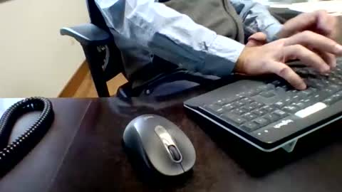Snapshot of mttoker chatting on May 21, 2026, 3:41 pm mttoker online show from May 21, 2026, 3:41 pm