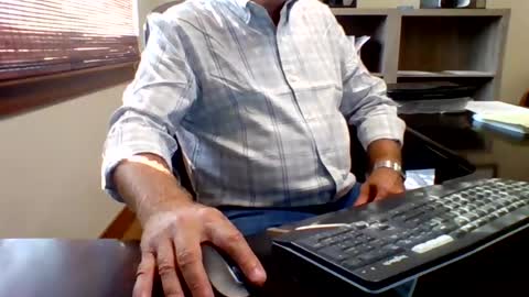 Snapshot of mttoker chatting on August 6, 2026, 4:31 pm mttoker online show from August 6, 2026, 4:31 pm