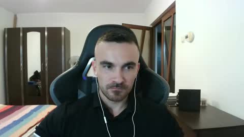 Victor online show from September 25, 2025, 3:16 pm