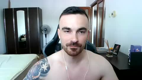 Snapshot of mu5clemania chatting on June 21, 2026, 2:52 pm Victor online show from June 21, 2026, 2:52 pm