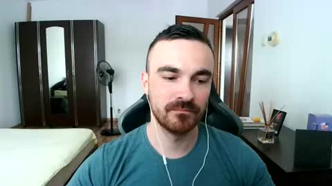 Snapshot of mu5clemania chatting on July 13, 2026, 7:22 am Victor online show from July 13, 2026, 7:22 am