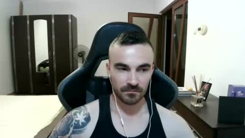 Snapshot of mu5clemania chatting on July 22, 2026, 6:22 pm Victor online show from July 22, 2026, 6:22 pm