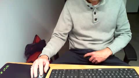 mucfag online show from December 17, 2025, 5:30 pm