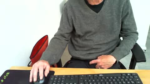 Snapshot of mucfag chatting on June 11, 2026, 4:27 pm mucfag online show from June 11, 2026, 4:27 pm