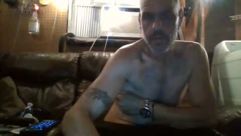Snapshot of muffdiver718 chatting on July 9, 2026, 7:01 am Muffdiver online show from July 9, 2026, 7:01 am