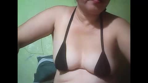 muffy_bunny online show from October 6, 2025, 8:50 pm