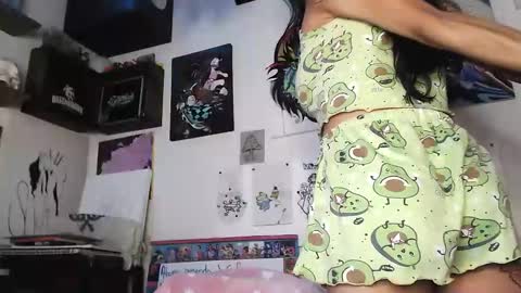 Snapshot of mulan_o chatting on February 3, 2025, 12:36 pm JESSICA online show from February 3, 2025, 12:36 pm