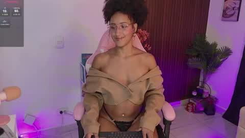 Snapshot of mulata_ch chatting on July 3, 2026, 12:28 am HEY GUYS IF YOU LIKE SEXY SHOW YOU ARE IN THE CORRECT PLACE CU WENESDAY PVT OPEN TRANSMISSION TIME 5 PM - 10 PM COLOMBIA online show from July 3, 2026, 12:28 am