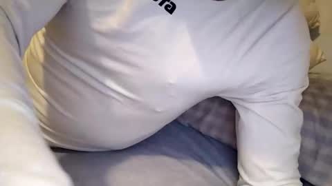 Snapshot of mulato44 chatting on November 27, 2025, 9:44 am Laly online show from November 27, 2025, 9:44 am