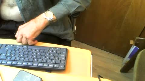 Snapshot of muller520 chatting on June 23, 2026, 3:43 pm muller520 online show from June 23, 2026, 3:43 pm