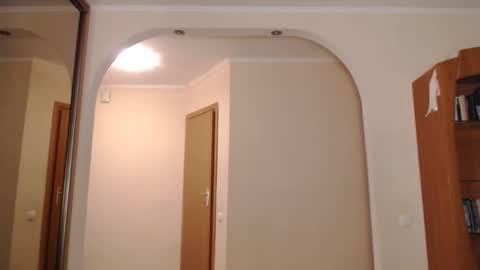 Snapshot of multiply1 chatting on February 12, 2025, 2:03 am Erik online show from February 12, 2025, 2:03 am