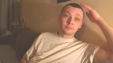 Snapshot of multiply1 chatting on October 12, 2025, 10:53 pm Erik online show from October 12, 2025, 10:53 pm