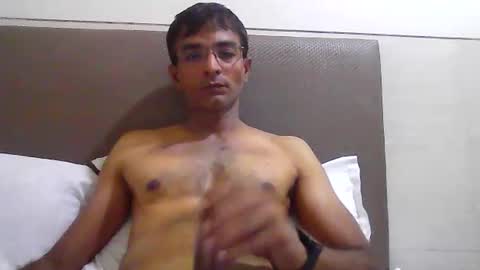 Snapshot of mumbaimonster8inch chatting on May 9, 2026, 2:06 am rajesh engineer online show from May 9, 2026, 2:06 am