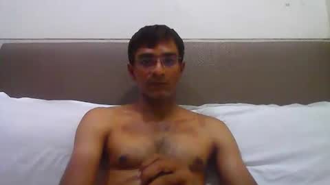 Snapshot of mumbaimonster8inch chatting on May 14, 2026, 10:33 am rajesh engineer online show from May 14, 2026, 10:33 am