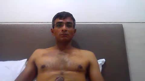 Snapshot of mumbaimonster8inch chatting on June 10, 2026, 12:15 pm rajesh engineer online show from June 10, 2026, 12:15 pm