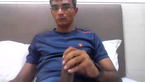 Snapshot of mumbaimonster8inch chatting on June 27, 2026, 6:29 am rajesh engineer online show from June 27, 2026, 6:29 am