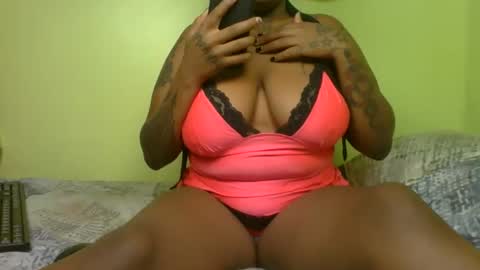 mumy_vivi online show from November 22, 2025, 12:31 am