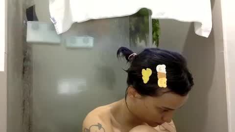 Snapshot of munchi_ chatting on December 29, 2024, 2:49 am online show from December 29, 2024, 2:49 am