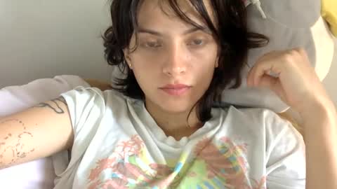 Snapshot of munchi_ chatting on January 11, 2025, 2:04 pm online show from January 11, 2025, 2:04 pm