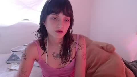   online show from April 23, 2026, 9:39 pm