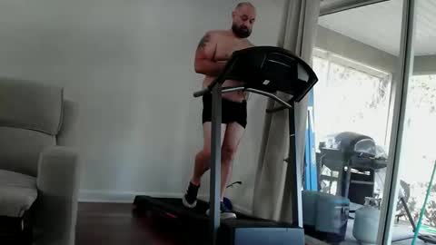 Snapshot of munchies420 chatting on March 3, 2026, 12:55 pm Bearded online show from March 3, 2026, 12:55 pm