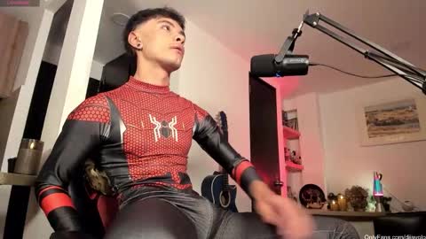 Snapshot of murielkarmesi chatting on November 6, 2025, 12:44 am murielkarmesi online show from November 6, 2025, 12:44 am