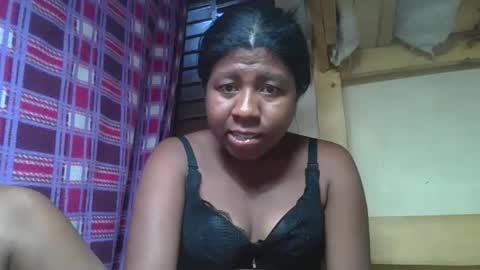 murielleee online show from March 16, 2026, 5:50 pm