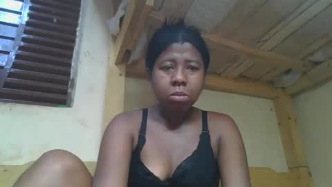 Snapshot of murielleee chatting on March 19, 2026, 5:11 am murielleee online show from March 19, 2026, 5:11 am