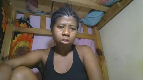 Snapshot of murielleee chatting on April 2, 2026, 4:21 am murielleee online show from April 2, 2026, 4:21 am
