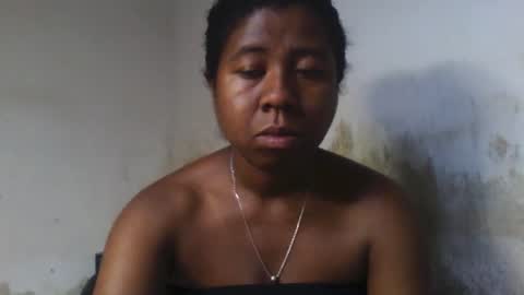 Snapshot of murielleee chatting on May 18, 2026, 8:20 am murielleee online show from May 18, 2026, 8:20 am