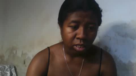 Snapshot of murielleee chatting on May 19, 2026, 7:47 am murielleee online show from May 19, 2026, 7:47 am