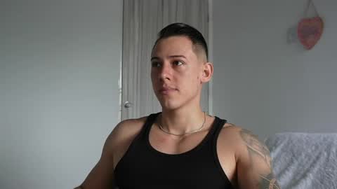 Snapshot of muscle_king_cum chatting on May 14, 2026, 1:18 pm muscle_king_cum online show from May 14, 2026, 1:18 pm