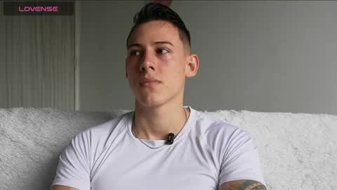 Snapshot of muscle_king_cum chatting on May 29, 2026, 2:04 pm muscle_king_cum online show from May 29, 2026, 2:04 pm