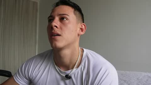 Snapshot of muscle_king_cum chatting on June 9, 2026, 2:17 pm muscle_king_cum online show from June 9, 2026, 2:17 pm