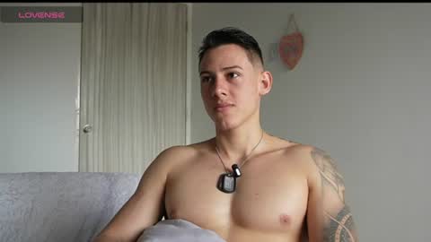 Snapshot of muscle_king_cum chatting on June 17, 2026, 1:56 pm muscle_king_cum online show from June 17, 2026, 1:56 pm
