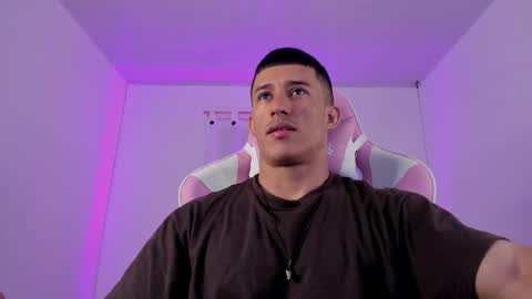 Muscle Man online show from January 12, 2026, 1:05 pm