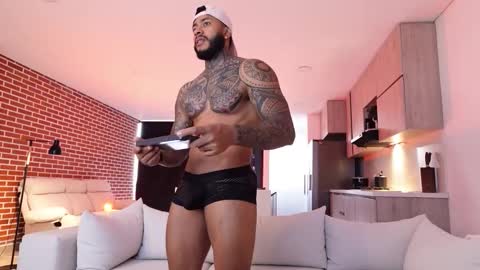 Snapshot of muscle_man19 chatting on December 3, 2025, 1:09 pm Nick online show from December 3, 2025, 1:09 pm