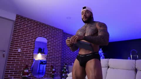 Snapshot of muscle_man19 chatting on December 18, 2025, 1:50 pm Nick online show from December 18, 2025, 1:50 pm