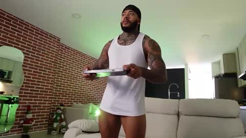 Snapshot of muscle_man19 chatting on December 20, 2025, 12:56 pm Nick online show from December 20, 2025, 12:56 pm