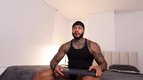 Snapshot of muscle_man19 chatting on February 11, 2026, 11:26 am Nick online show from February 11, 2026, 11:26 am