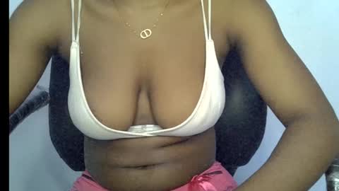 muscle_queen0 online show from January 19, 2026, 11:25 am