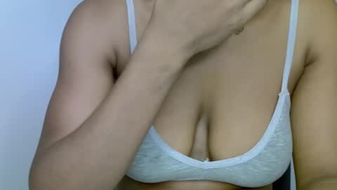 muscle_queen0 online show from March 12, 2026, 5:52 pm