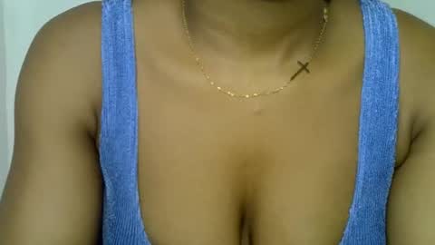 muscle_queen0 online show from March 15, 2026, 7:09 pm