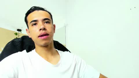 muscle scott online show from September 15, 2025, 11:54 am