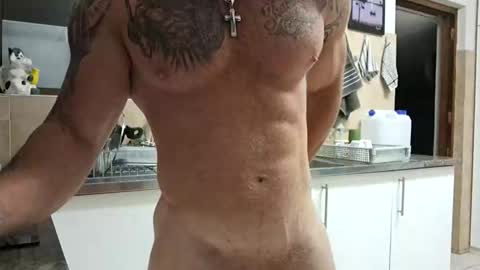 muscledaddy69s online show from April 3, 2026, 12:19 am