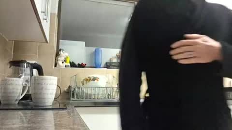 muscledaddy69s online show from June 16, 2026, 5:10 am