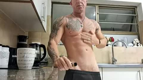 muscledaddy69s online show from July 31, 2026, 12:43 am