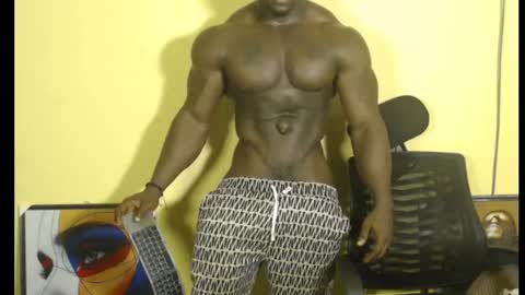 musclegod23 online show from February 13, 2025, 4:43 am